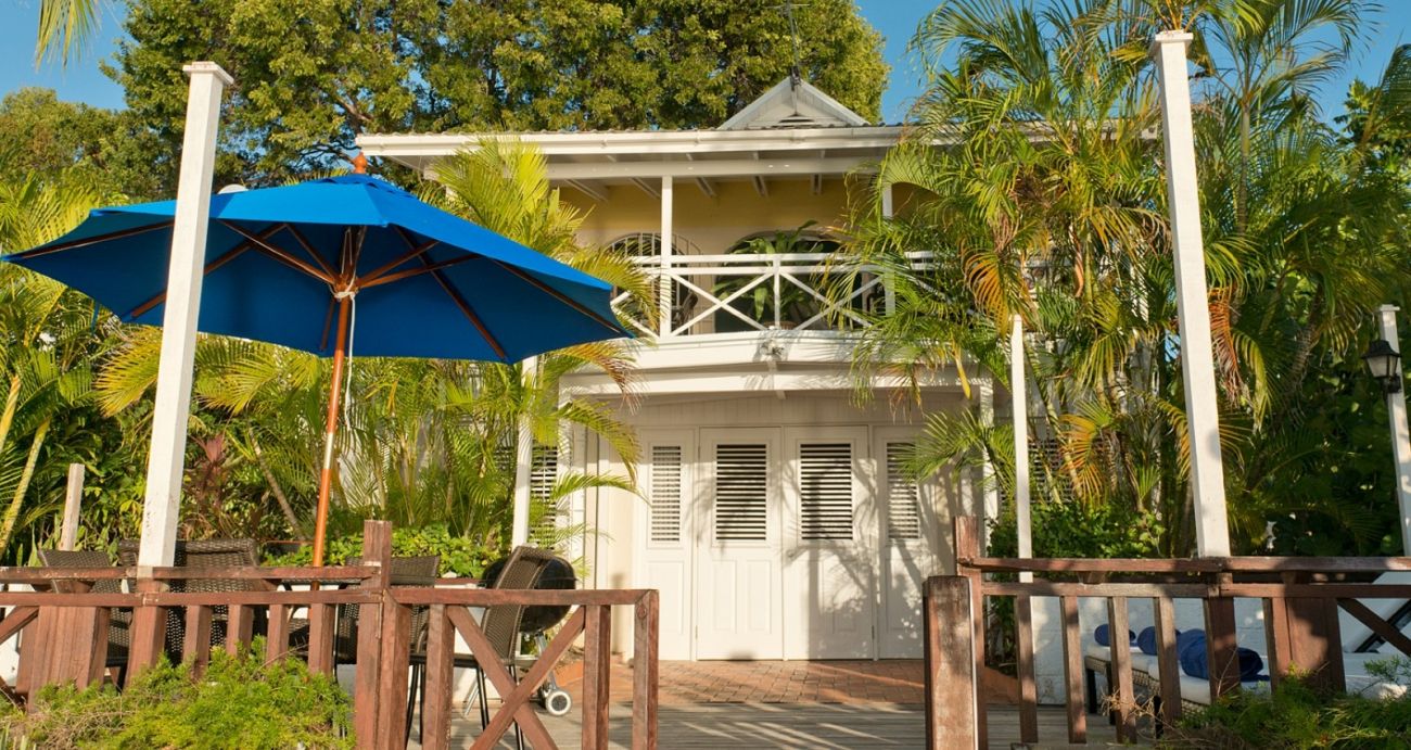 Bora Bora Lower Barbados | Beach Front Villa on Paynes Bay